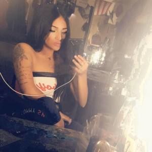 Meet your Posher, Angelica